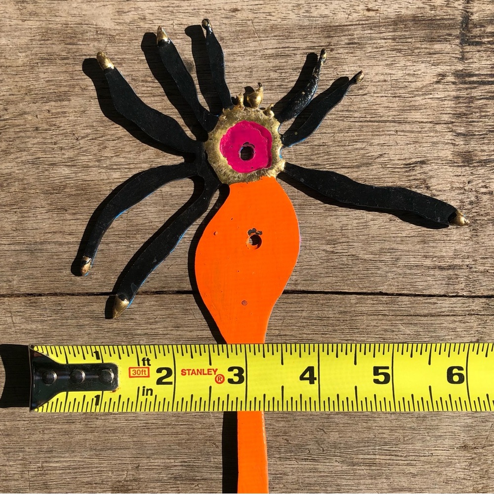 Spider Wall Hook, Handcrafted - Picture 4 of 5